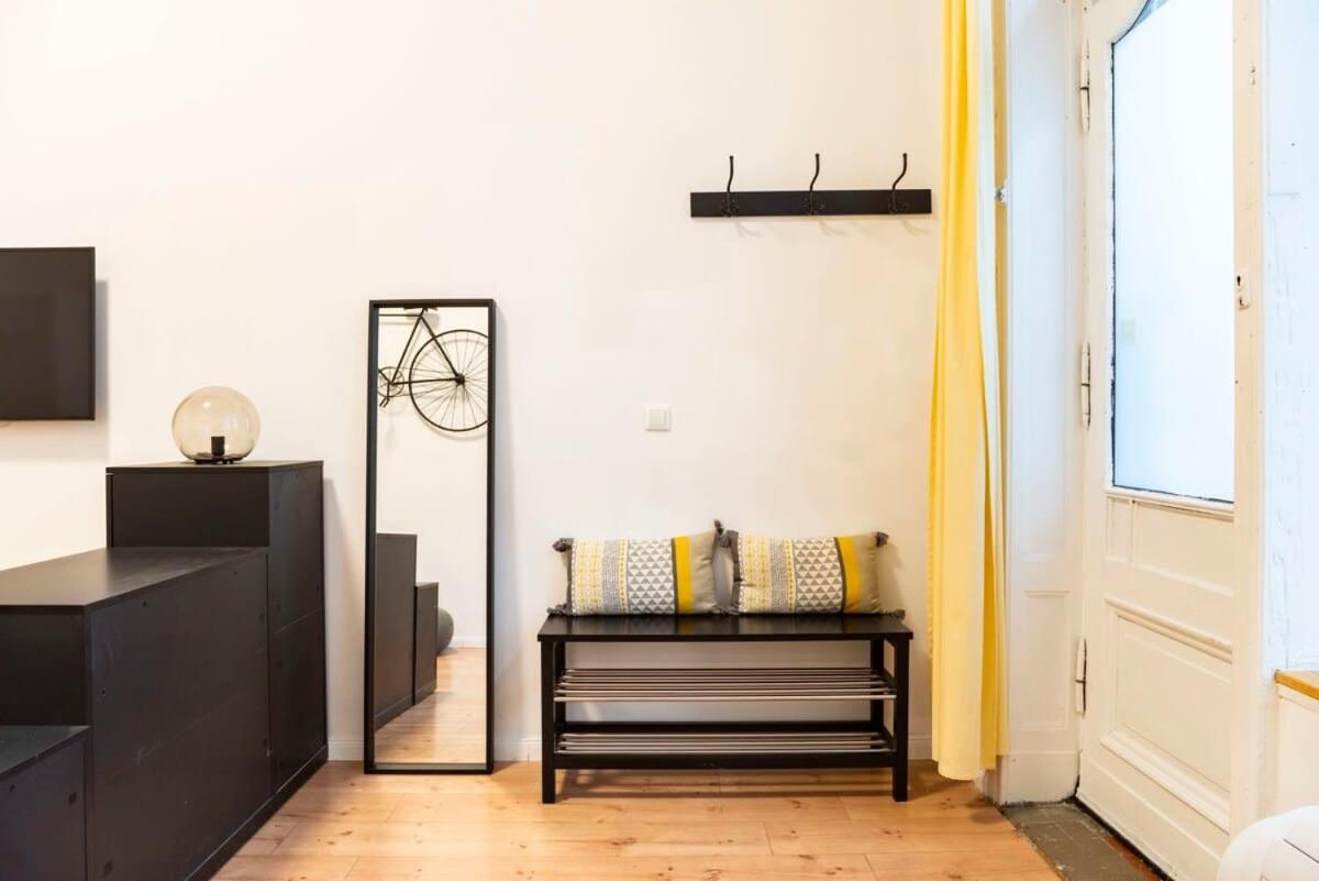 Spacious Two Br Plus Ac Plus Selfcheckin Берлин Экстерьер фото
